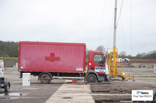 IWA14 N2A Panzer Series Rising Bollard Crash Test